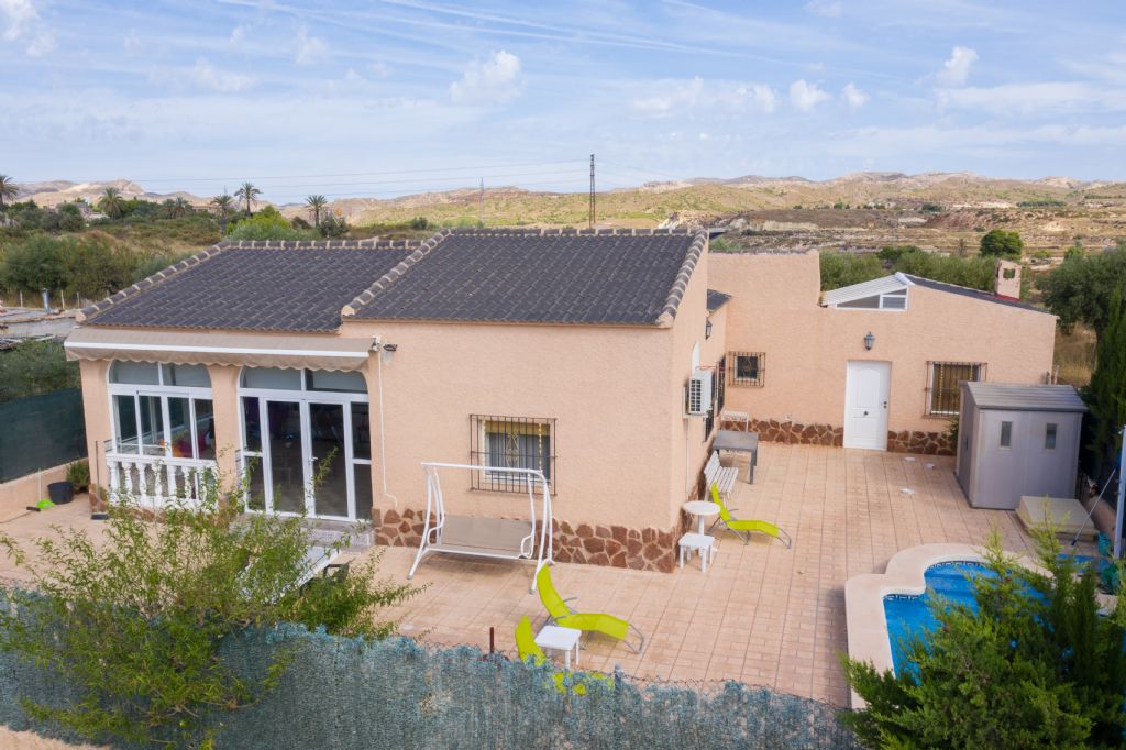 Venta de casa con piscina en Pedanies Nord-Oest (Elche (Elx))